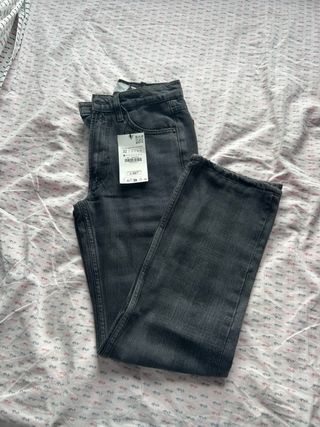 Vaqueros Zara rectos talla 32
