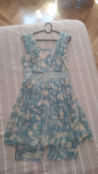 Vestido azul y blanco estampado