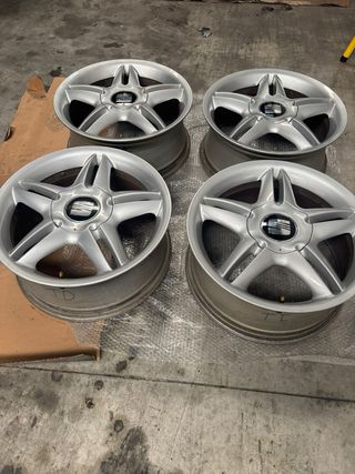 Llantas SEAT Leon FR