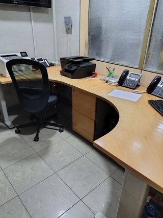 Escritorio esquinero oficina madera