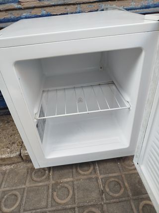 Mini congelador ok. 33L