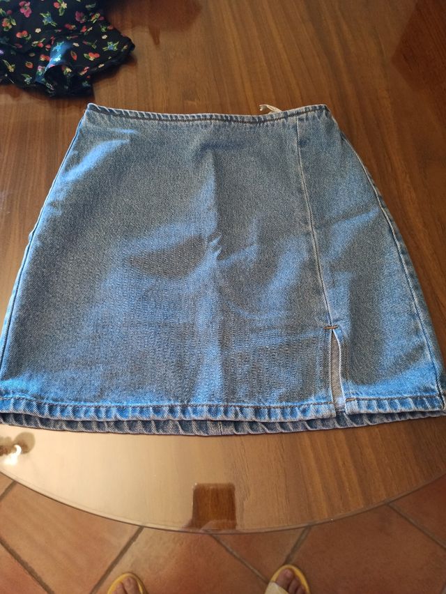 3 Faldas - Zara, Mango,Pull&Bear
