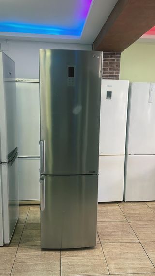 Nevera combi marca  LG no frost clase A++