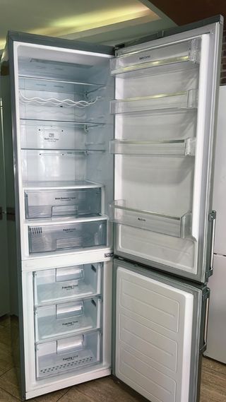 Nevera combi marca  LG no frost clase A++