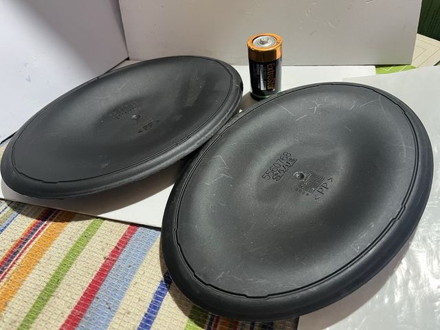 Saab 9-3 , Tapas Altavoces Sillon Trasero.