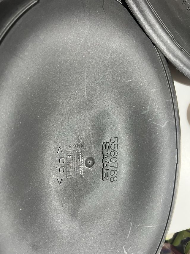 Saab 9-3 , Tapas Altavoces Sillon Trasero.