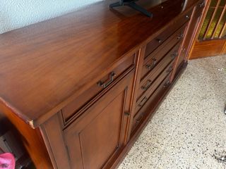 Mueble aparador madera