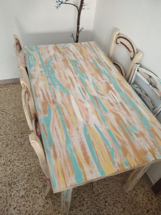 Mesa+4 sillas mimbre-madera