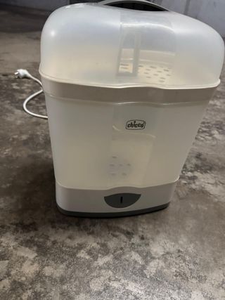 Esterilizador Chicco - Biberones y Chupetes