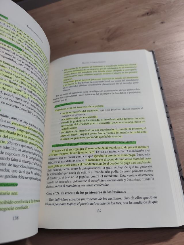 Instituciones y casos de derecho romano. (Spani...