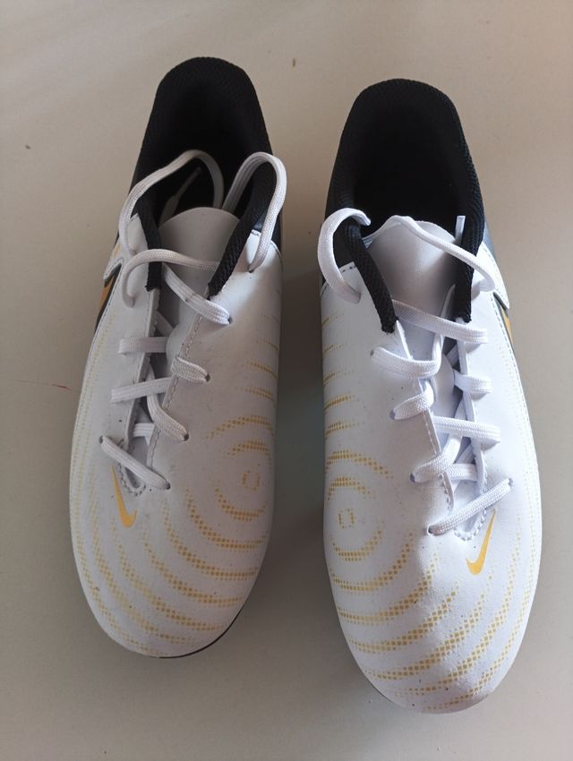 Botas Nike Phantom - Fútbol