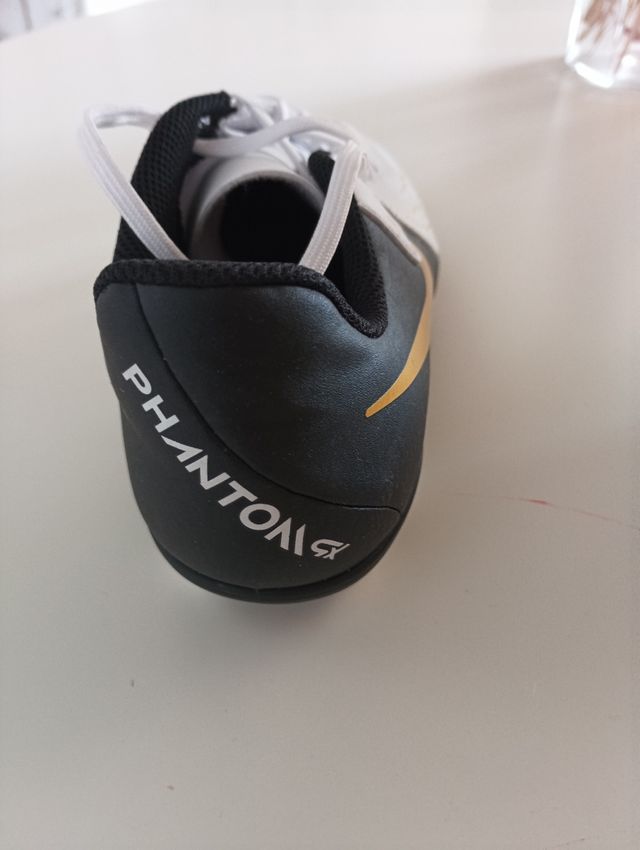 Botas Nike Phantom - Fútbol