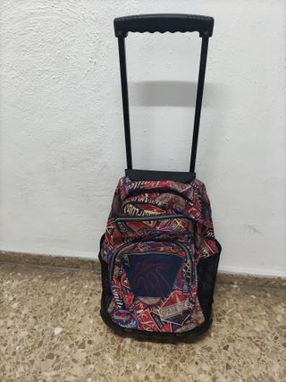 Mochila escolar con ruedas