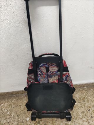 Mochila escolar con ruedas