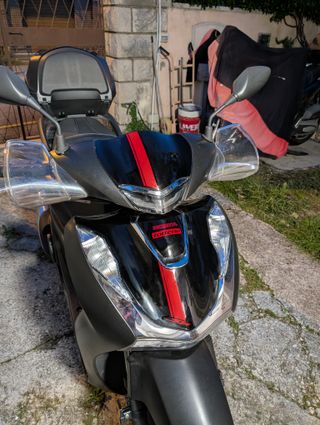 Honda - Adesivo Scudo SH 125/150 (2020-2024) RED