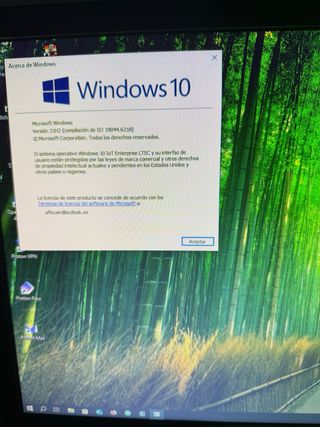 PC HP - Caja Transparente