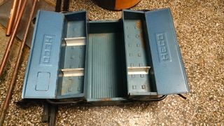 Caja herramientas HECO usada