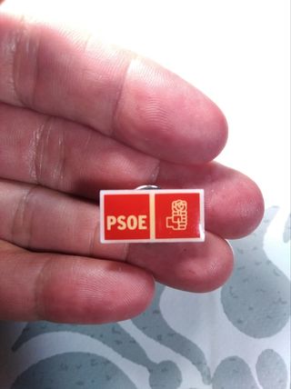Pin PSOE: Insignia Partido Socialista Obrero Españ