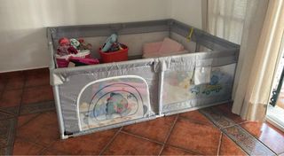 Parque juegos bebé (no incluye suelo acolchado)