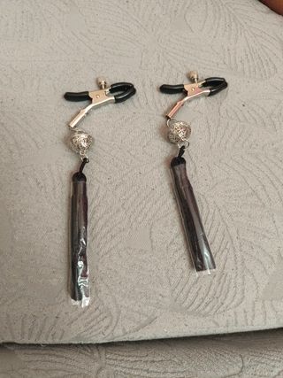 2 abrazaderas para pezones