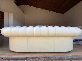 Divano Chester Frau in pelle color grigio cenere