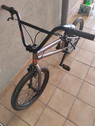 BMX Freestyle - Bicicleta usada