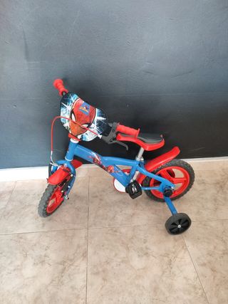 Bicicleta con ruedines Spiderman niño