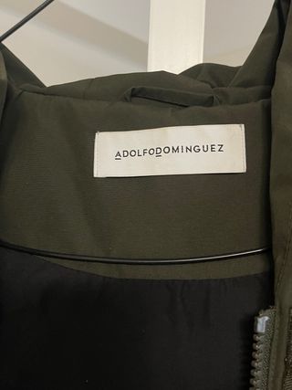 Abrigo acolchado  Adolfo Domínguez. Plumas 