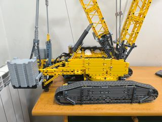 Lego Technic Liebherr 42042