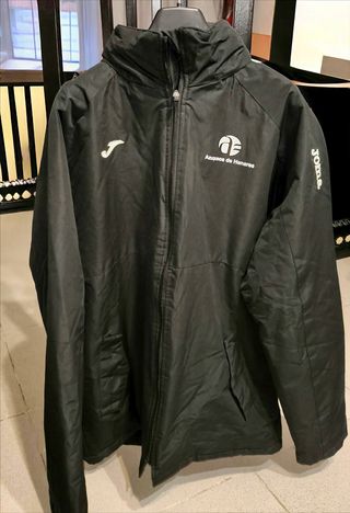 Chaqueta Joma negra - Fútbol
AZUQUECA DE HENARES 