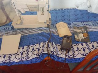 Máquina coser Singer antigua