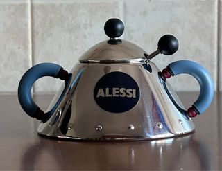 Set bollitore e zuccheriera Alessi 