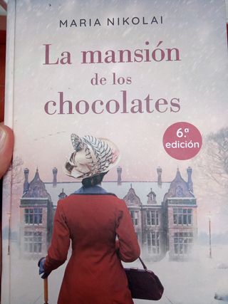 La mansión de los chocolates.
2.libro: Años dorado