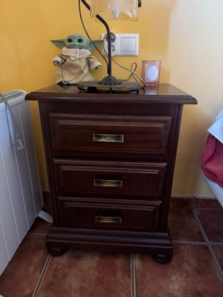2 mesitas de noche madera