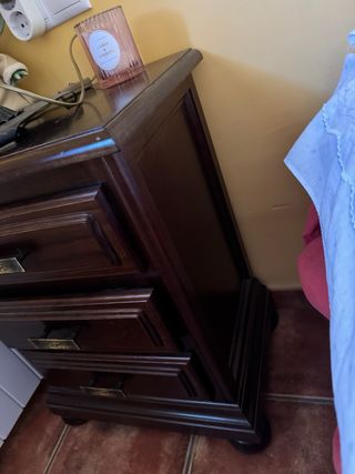 2 mesitas de noche madera