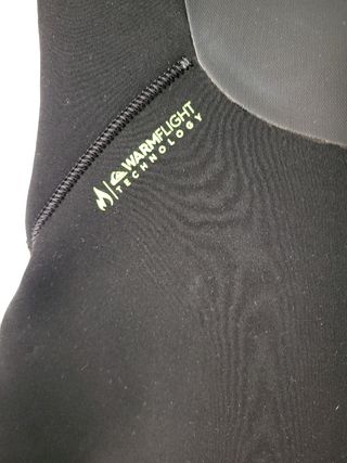 Neopreno Quicksilver 14B - Impecable