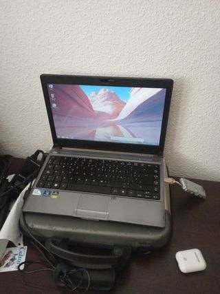 En funcionamiento Portátil Acer Aspire 3410 - gris