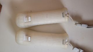 2 Mandos Wii - Blancos