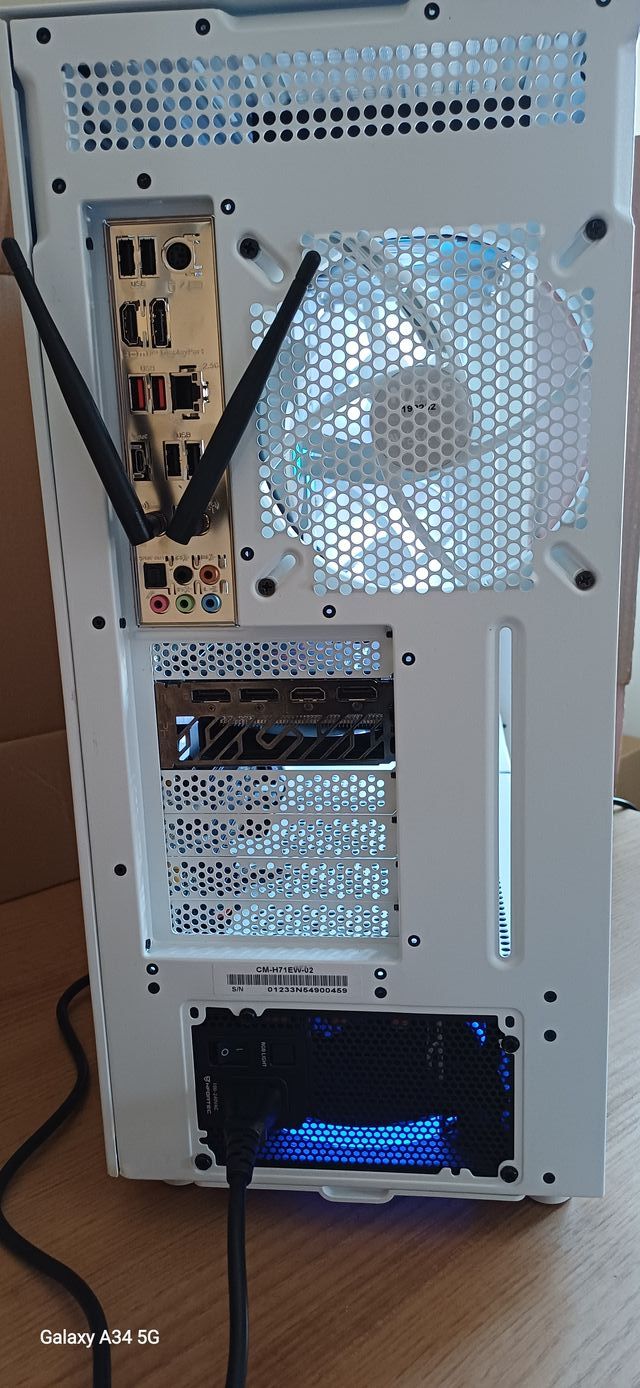 PC Gaming Blanco -Componentes