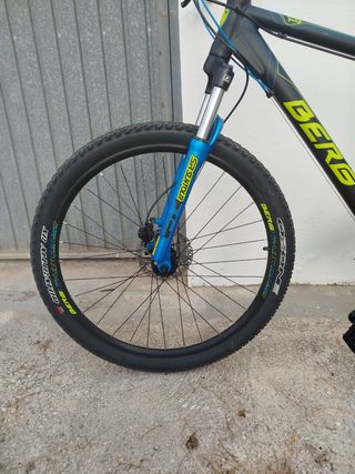 Bicicleta Berg 27.5" montaña