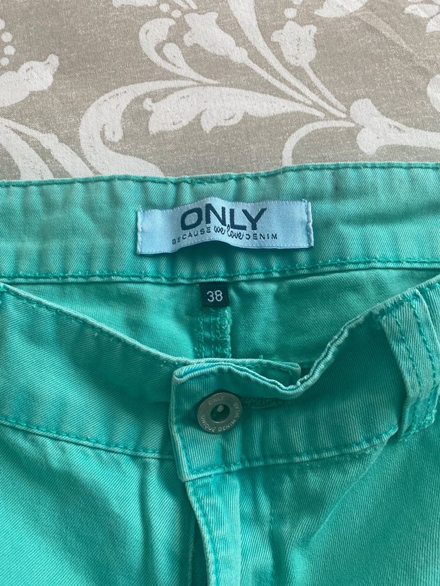 Shorts ONLY turquesa talla M