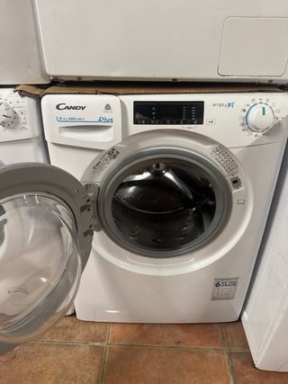 Lavadora  secadora Candy  8 más 5 secadora AAA 