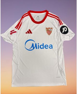 Camiseta Sevilla 25/26, talla L a estrenar 3 fotos