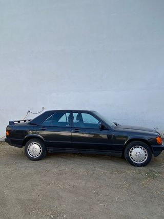 Mercedes-Benz 190E 1993