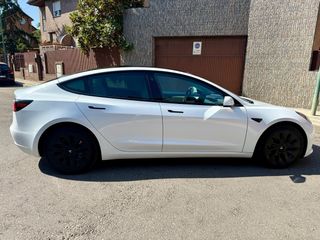 Tesla Model 3 AWD long ran 2022