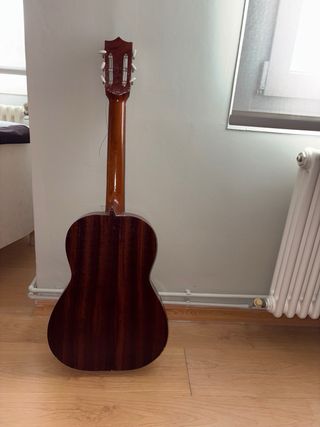 Guitarra Admira Alba Clásica