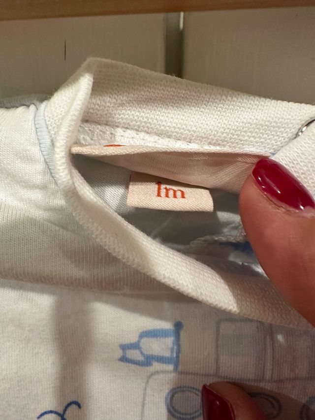 Tutina Brums bimbo 1 mese