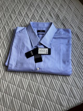 Camisa Hugo Boss Enzo, con etiquetas. Talla 47 XXL