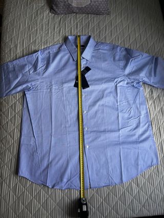 Camisa Hugo Boss Enzo, con etiquetas. Talla 47 XXL