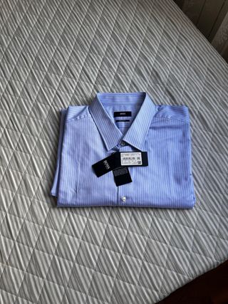 Camisa Hugo Boss Enzo, con etiquetas. Talla 47 XXL